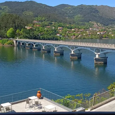 Beira Rio Do Gerês